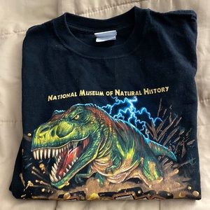 NWOT NATIONAL Museum of Natural History black T-Rex youth Medium T-Shirt